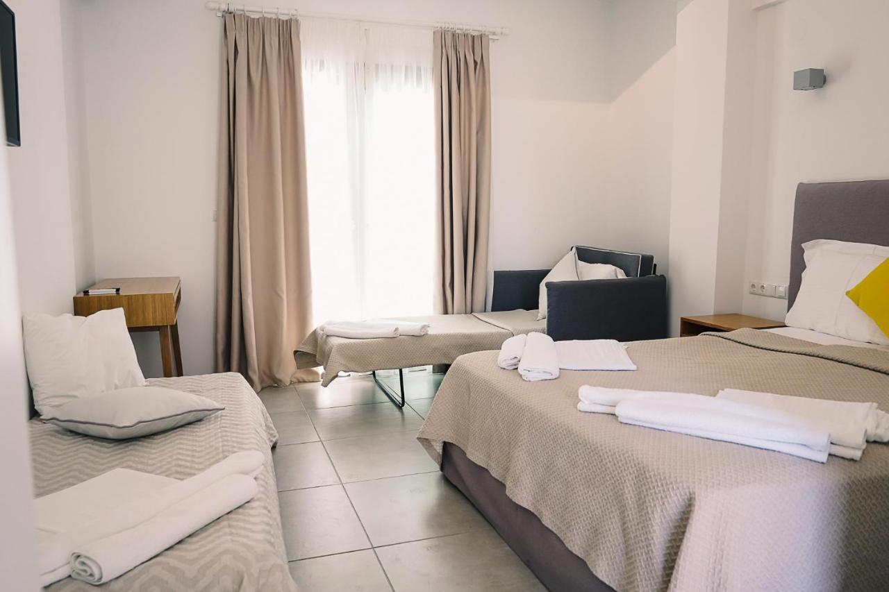 Stavros Beach Hotel Buitenkant foto