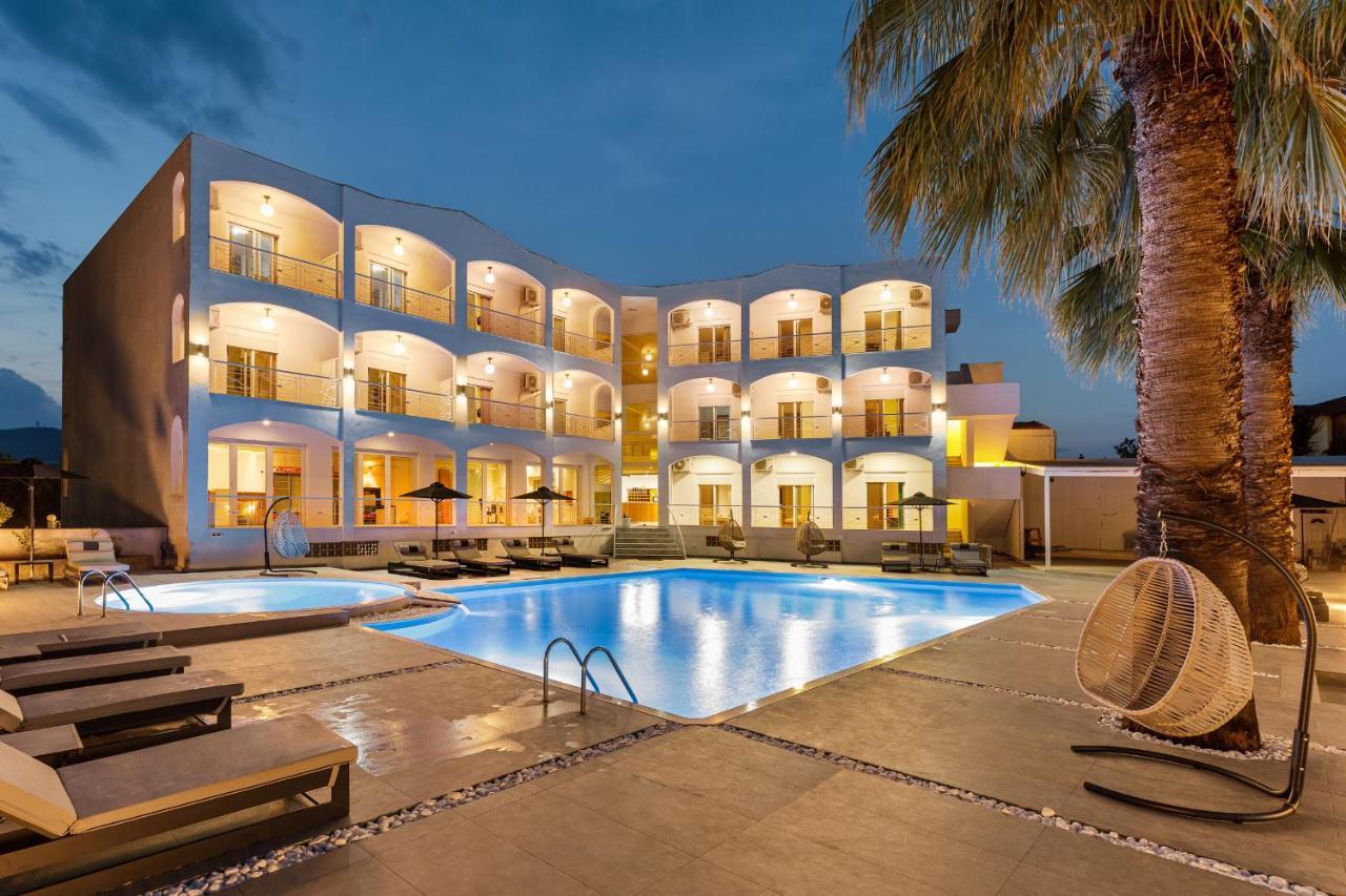 Stavros Beach Hotel Buitenkant foto