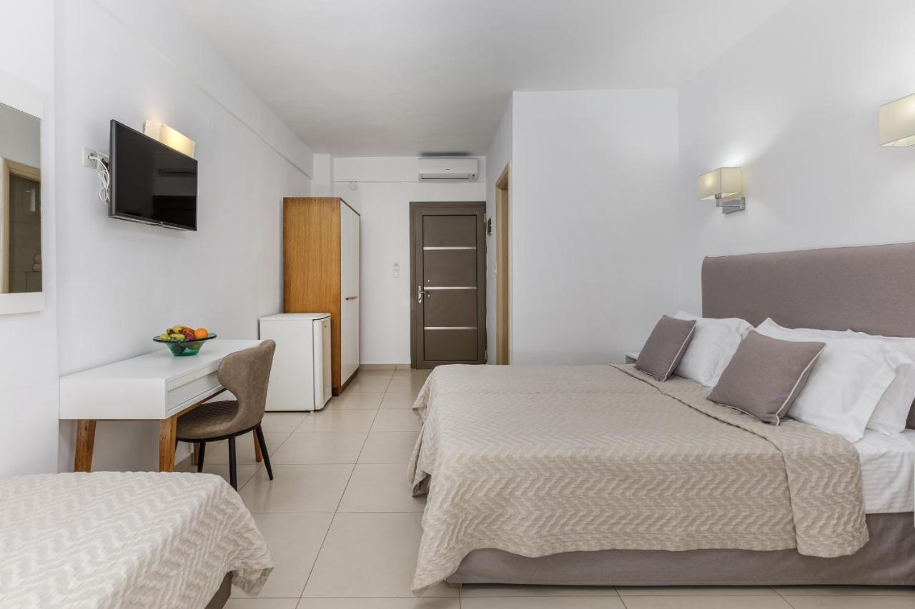 Stavros Beach Hotel Buitenkant foto