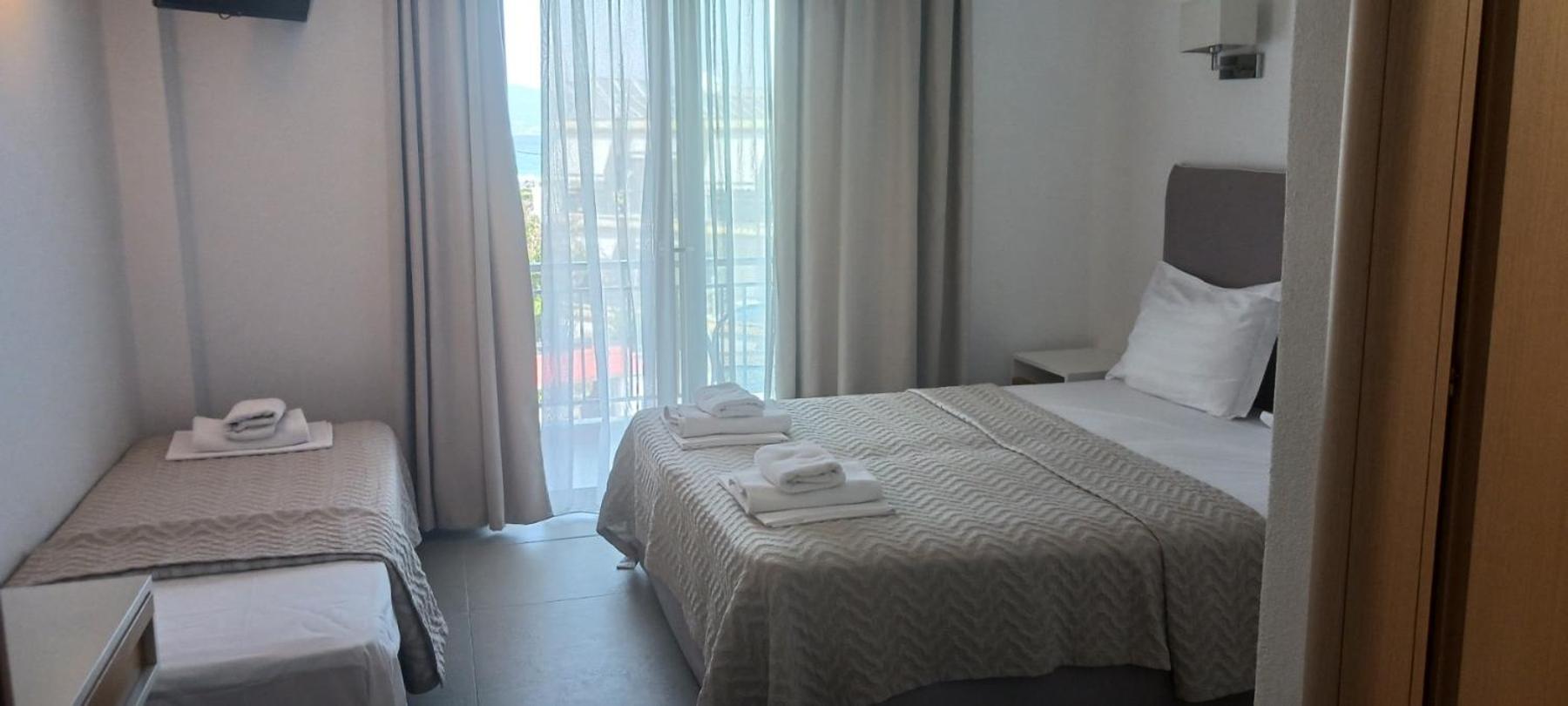 Stavros Beach Hotel Buitenkant foto
