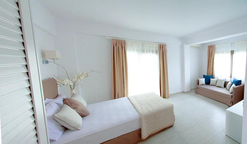 Stavros Beach Hotel Buitenkant foto