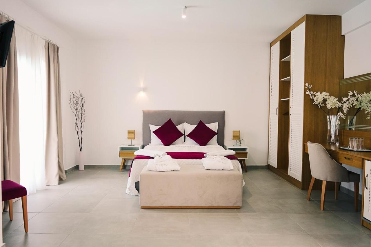 Stavros Beach Hotel Buitenkant foto